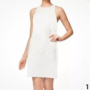 Betsy Johnson Dress Wm's 8 White Sheath Dress W/Embroidered Flowers Fully Lined